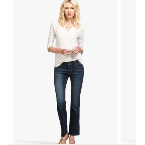Lucky Brand Sweet N Low Bootcut Jeans-Size 10/30-Dark Wash-Embroidered Pockets - Picture 1 of 11